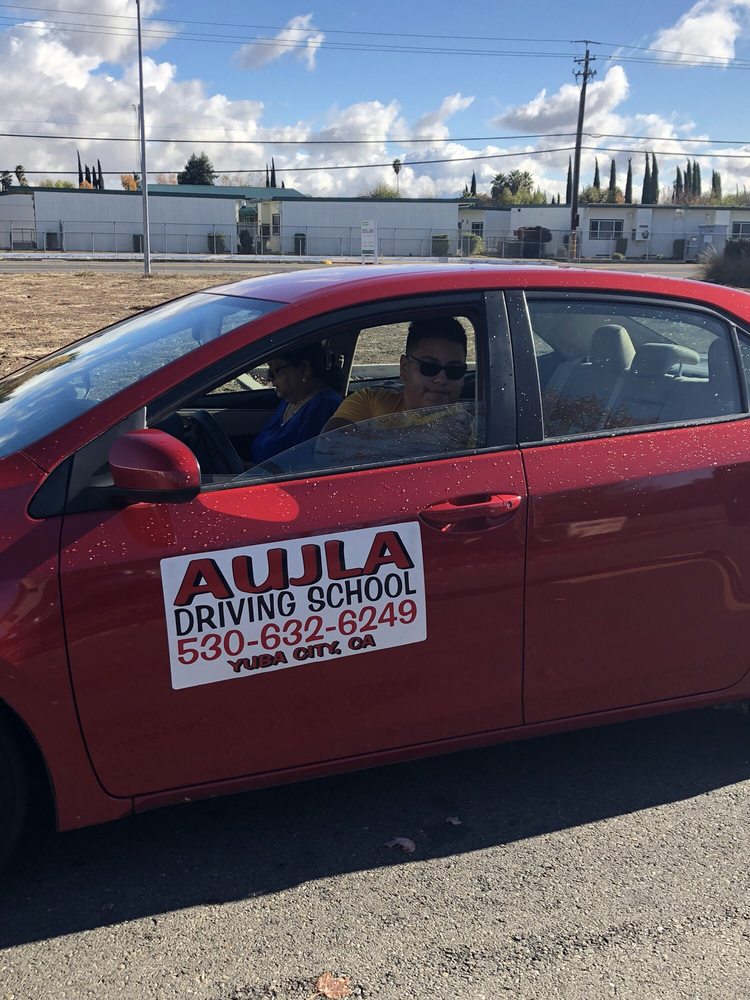 Driving lesson car